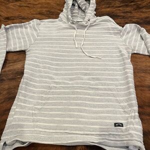 Billabong sweater